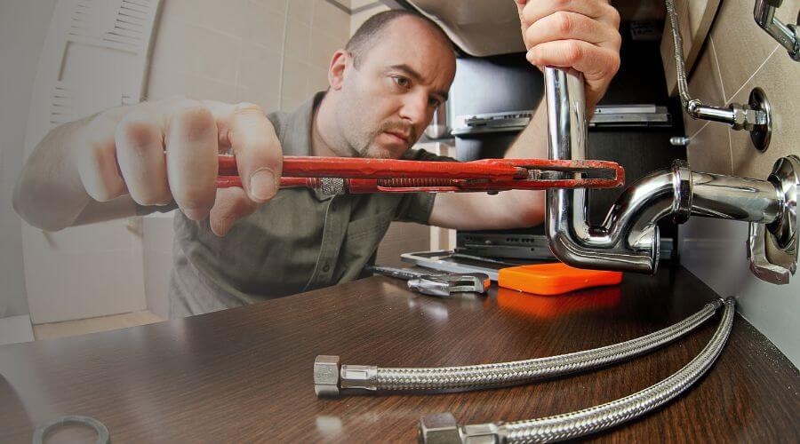 Professional clogged toilet repair in Cedarcreek, MO
